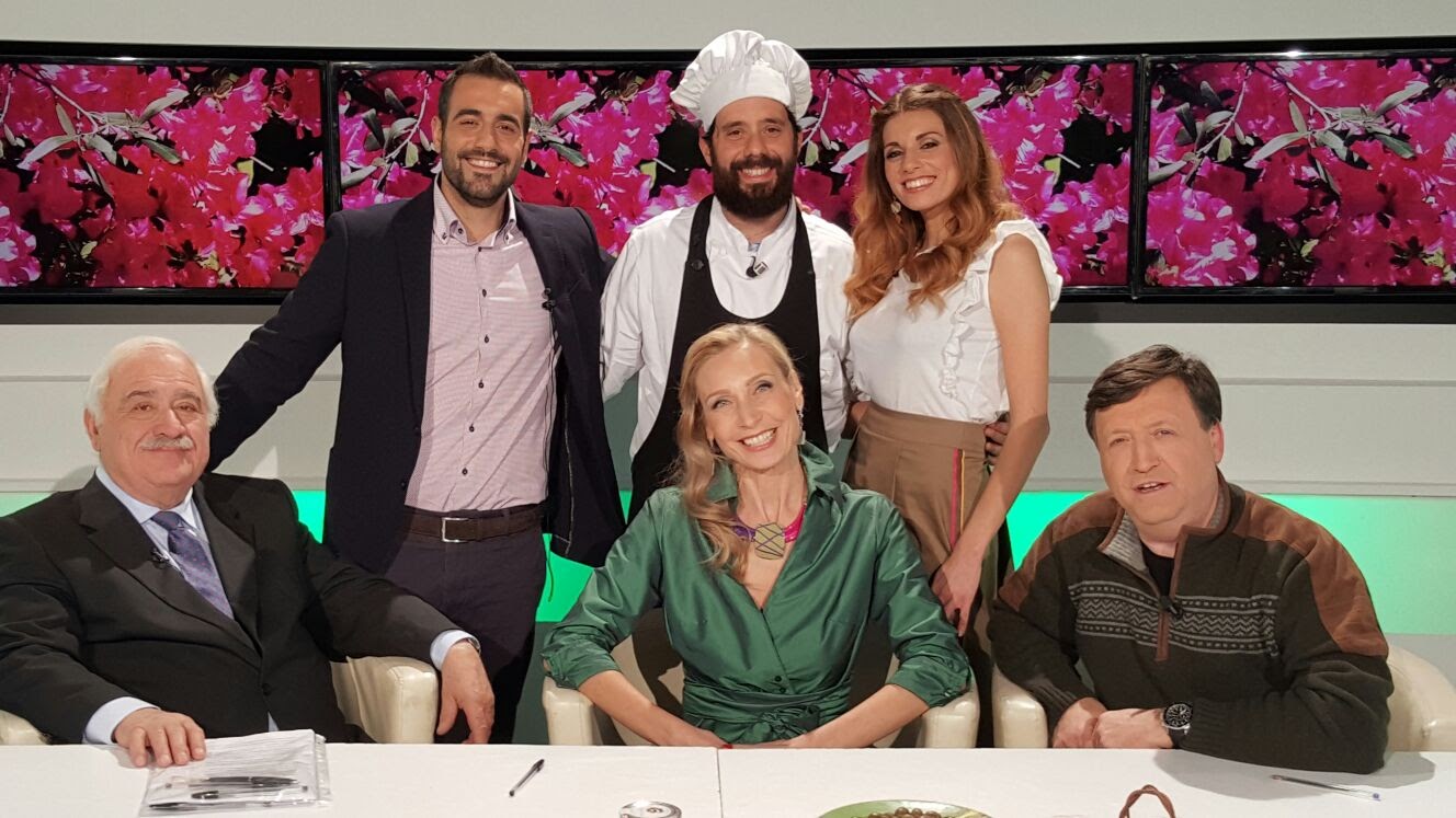 Carlotta con il cast de "La Tavola Italiana in TV"