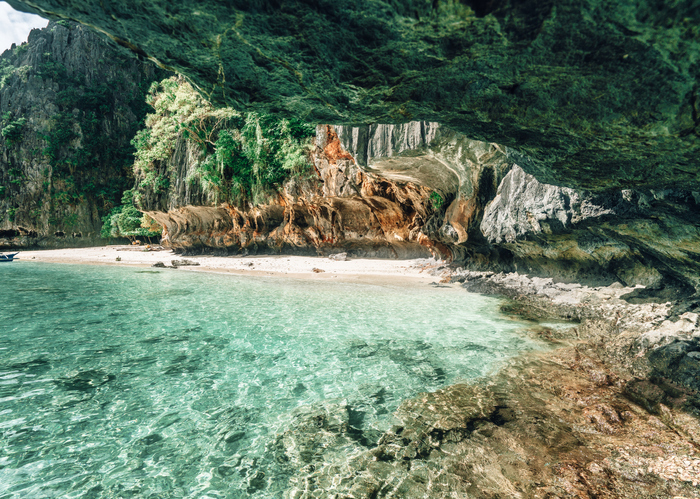 Grotta sulla spiaggia, El Nido Palawan, Philippines