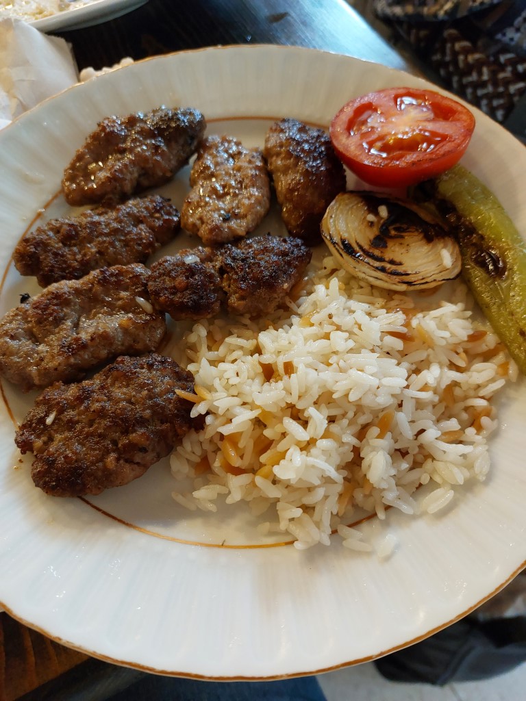 Kofte con riso e verdura (Turchia)