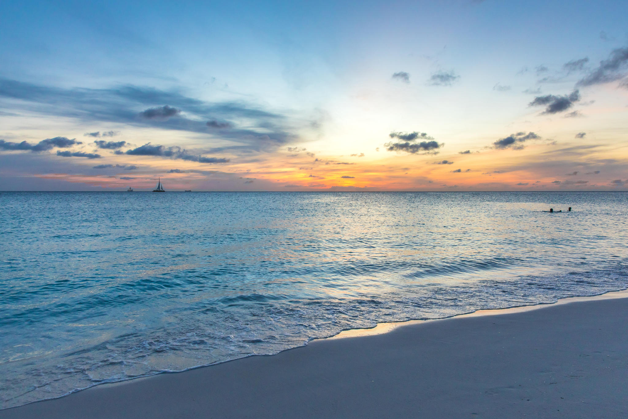 Caraibi - Aruba. Tramonto sulla Druif Beach.