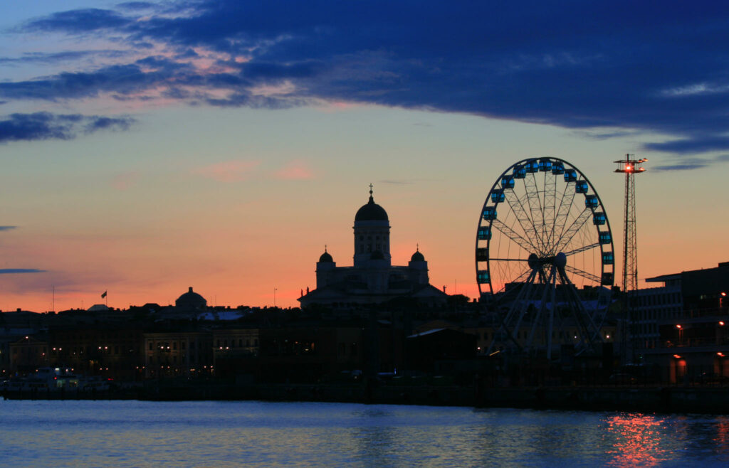 Helsinki, sauna nella  ruota panoramica