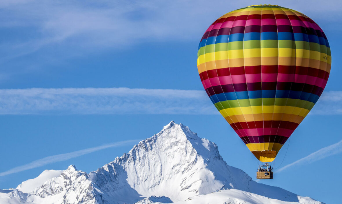 La Valle d'Aosta vista con la mongolfiera